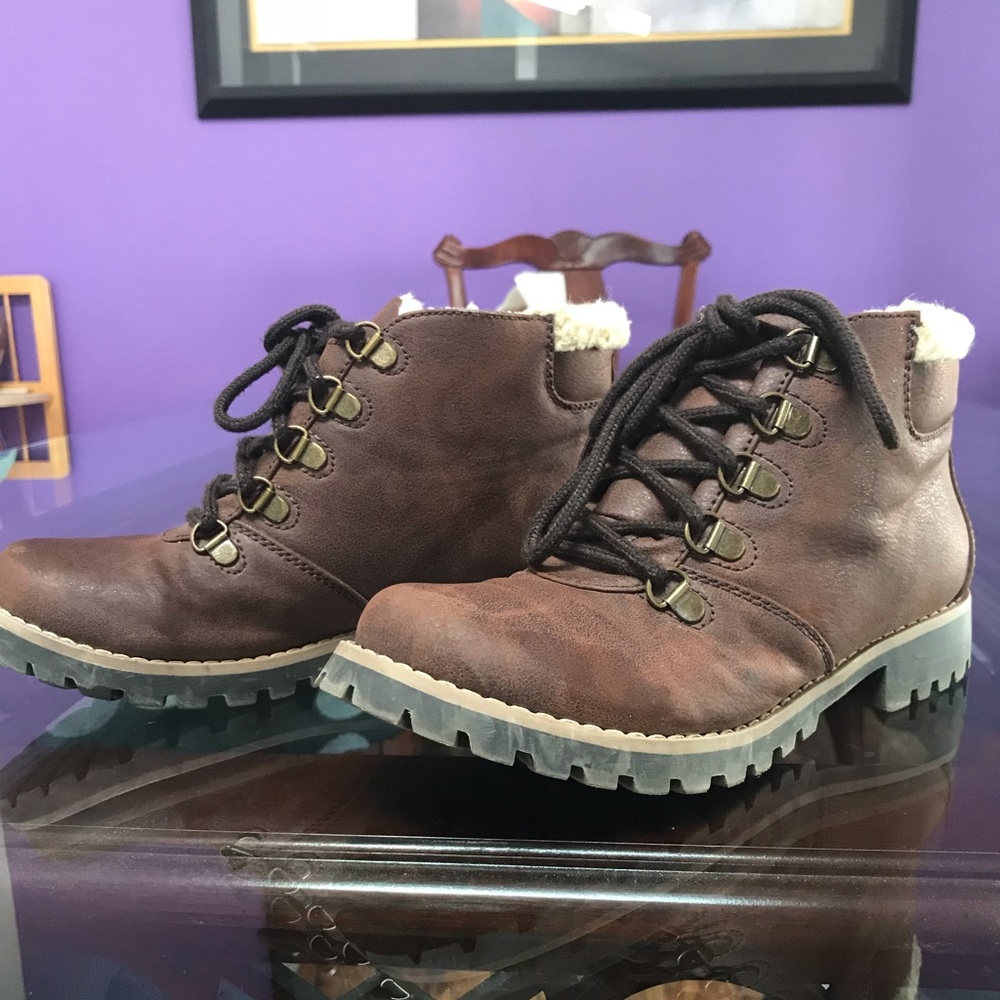Brown lace-up ankle boots